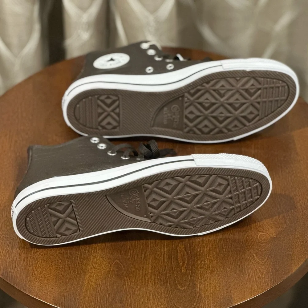 Converse All Star Chuck Taylor New Brown Leather Sneakers - NWT - Picture 6 of 13